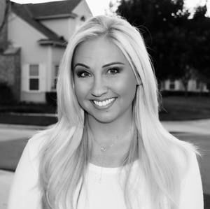 Meet your Posher, Hallie